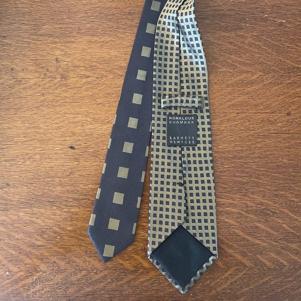 Barneys New York Tie